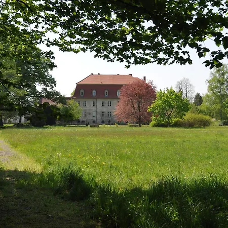 1 Schoenewalde